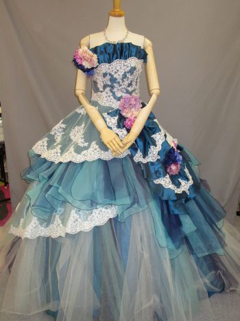 青のカクテルドレス（福岡博多の結婚式衣装レンタル）